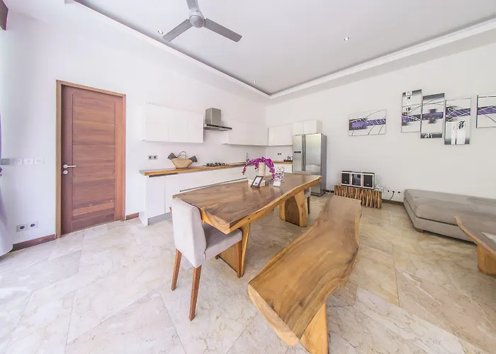 Anema Seminyak Villa Legian