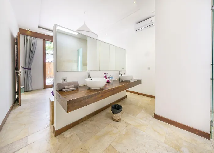 Anema Seminyak Villa