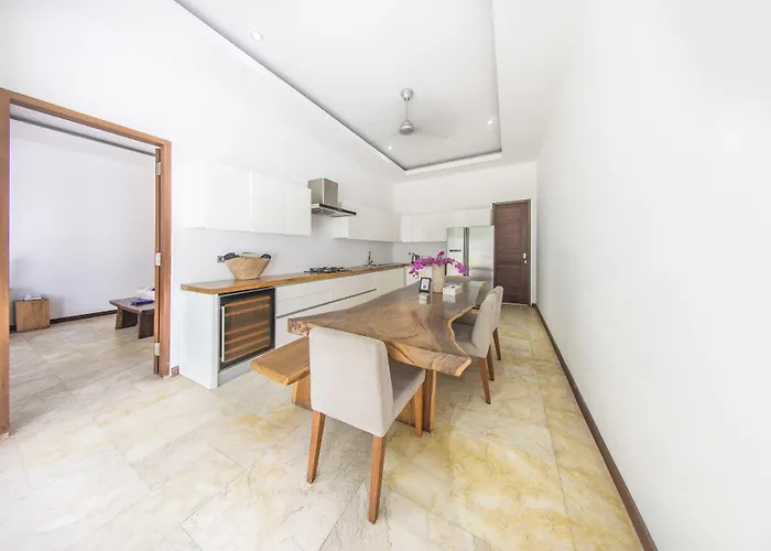 Anema Seminyak * Legian (Bali)